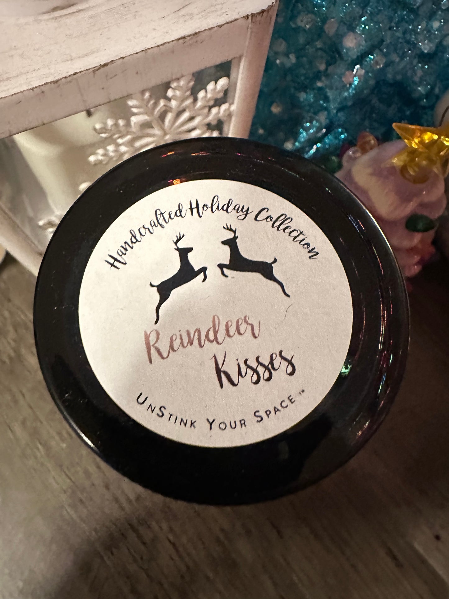 Reindeer Kisses Candle